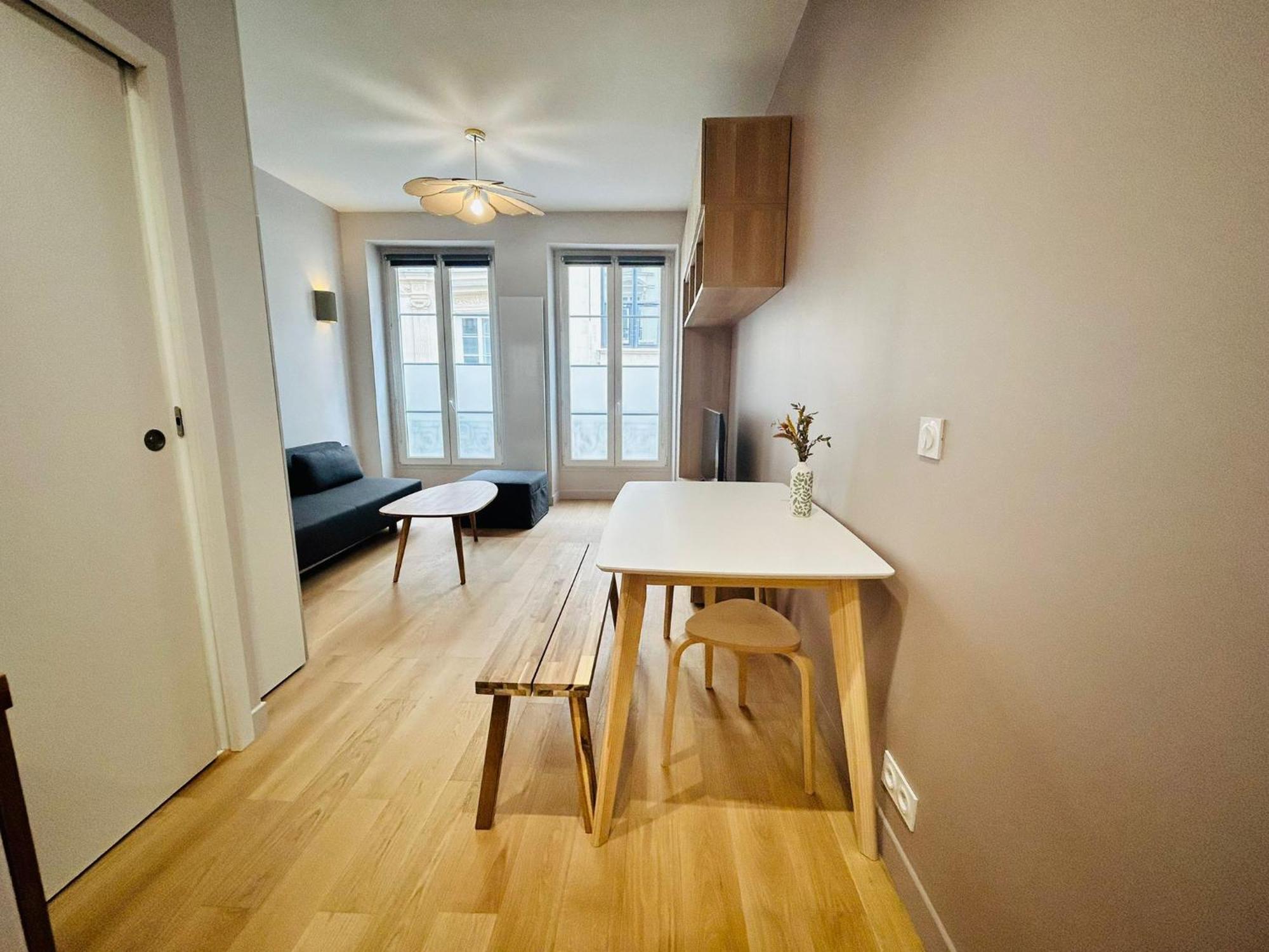 Enghien - New Fully Furnished *